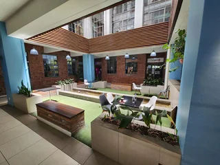 52m² Office To Let in Salt Circle Aracade, Salt River