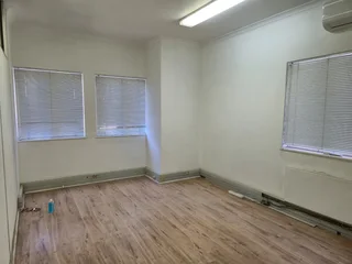 100m² Office To Let in Foregate Square, Foreshore, Cape Town CBD