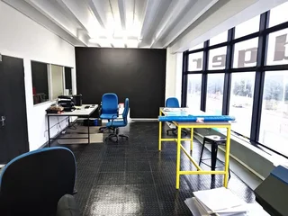 920m2 Commercial space for sale in Windermere