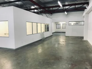 920m2 Commercial space for sale in Windermere