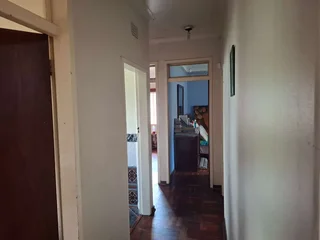 4 Bedrooms House in  Linmeyer