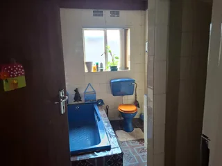 4 Bedrooms House in  Linmeyer