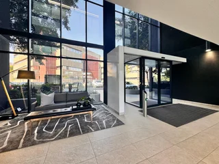 644 sqm Office to Let in Sandton Central