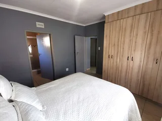 Modern Family Home for Sale in Leopard’s Rest Estate – Phase 2