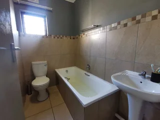 Modern Family Home for Sale in Leopard’s Rest Estate – Phase 2