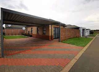 Modern Family Home for Sale in Leopard’s Rest Estate – Phase 2