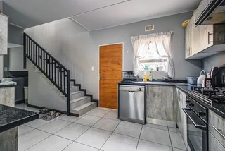 This one is a must view!! Need a lock up and go??