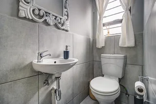 This one is a must view!! Need a lock up and go??