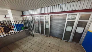 Prime 700m2 retail/showroom/warehouse space available TO RENT/TO LET on Umgeni Road | Swindon Pro...