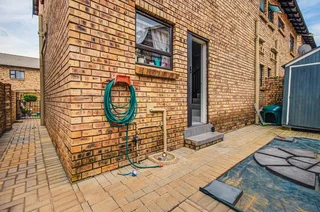 This one is a must view!! Need a lock up and go??