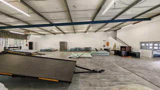 303m2 Industrial Mini-Factory TO RENT/TO LET in Glen Anil | Swindon Property