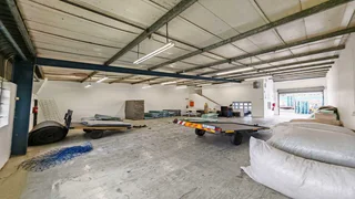 303m2 Industrial Mini-Factory TO RENT/TO LET in Glen Anil | Swindon Property