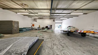 303m2 Industrial Mini-Factory TO RENT/TO LET in Glen Anil | Swindon Property