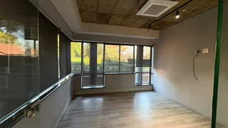 272m² Office to rent Woodmead