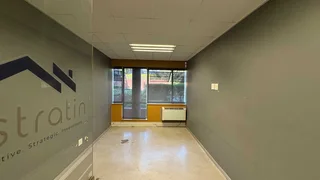 272m² Office to rent Woodmead