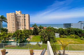 Rare  3-Bedroom Apartment on Marine Drive Umhlanga PLUS 1 GARAGE