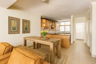 Rare  3-Bedroom Apartment on Marine Drive Umhlanga PLUS 1 GARAGE