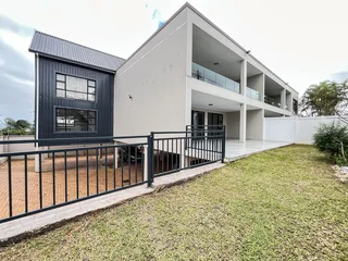 Modern Apartment in the heart of Durban North