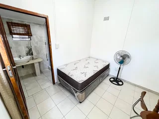 Unfurnished Cottage In Durban North