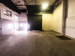 WAREHOUSE IN RIVERHORSE VALLEY