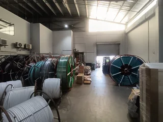 SOUGHT AFTER WAREHOUSE IN RIVERHORSE VALLEY