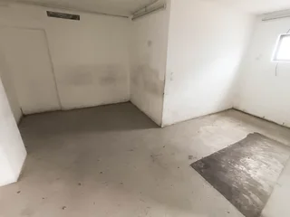 WAREHOUSE IN RIVERHORSE VALLEY