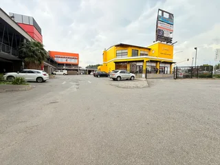 Prime Retail shop to Let at Hillcrest Shopping Centre, Randburg