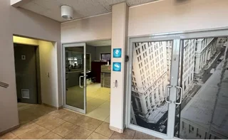 125 sqm Office To Let In Silver Lakes – Modern, Well-Equipped Workspace