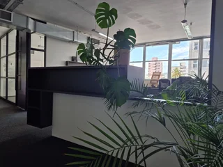 136m² Office located in vibrant Kloof Street, Gardens, To Let