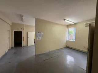 Ground Floor Medical Suite to Let - Mayo Clinic, Constantia Kloof, Roodepoort