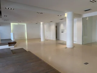 190m² Retail Space To Let In Cape Town High Foot Traffic