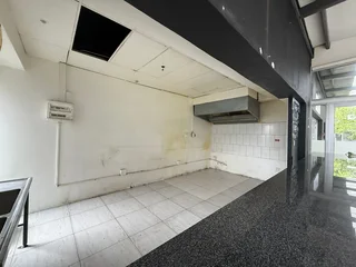 Prime Retail Space to Let at Parkside Centre in Bromhof, Randburg