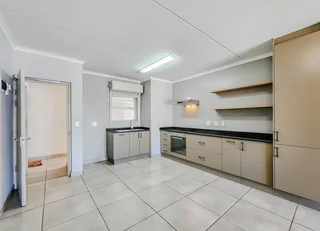 Modern 2-Bed Apartment with Balcony Braai – Tenanted Until April 2026