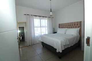 Stunning 1-Bedroom Apartment in Fynbos Lifestyle Estate, Sandown