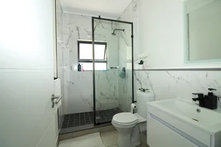 Stunning 1-Bedroom Apartment in Fynbos Lifestyle Estate, Sandown