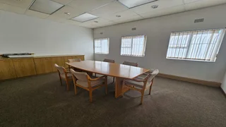 2175m2 Warehouse with 3500m2 Yard To Let in Brackenfell