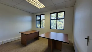 117sqm Office To Let in Kloof | Swindon Property