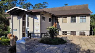 117sqm Office To Let in Kloof | Swindon Property