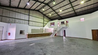 Retail Warehouse To Let In Beaconvale