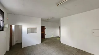 Retail Warehouse To Let In Beaconvale