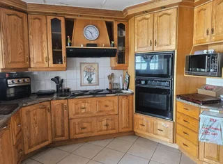 **Charming 3-Bedroom Home in a Secure Verwoerdpark Complex**