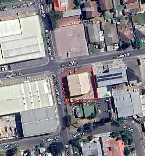 Retail Warehouse To Let In Beaconvale