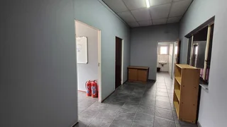 800sqm Factory To Let with yard in a Complex - Wadeville