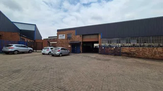 800sqm Factory To Let with yard in a Complex - Wadeville