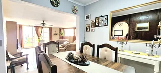 Spacious 4-Bedroom Home with Pool, Lapa &amp; Separate batchelor flat close to schools