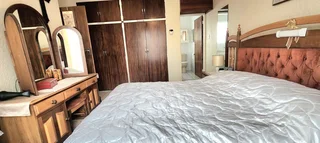 Spacious 4-Bedroom Home with Pool, Lapa &amp; Separate batchelor flat close to schools