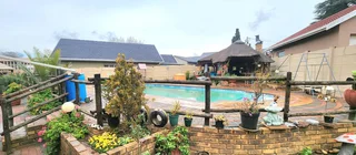 Spacious 4-Bedroom Home with Pool, Lapa &amp; Separate batchelor flat close to schools