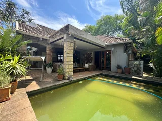 Spacious 2-Bedroom House For Sale In Durban North.