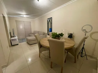 Prime  Property Presents A Stunning One  Bedroom Apartment Situated In Umhlanga Ridge