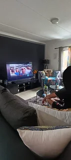 Spacious 3 bedroom apartment in secure complex in Sunford for Sale